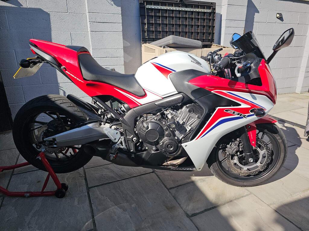 Honda CBR650F