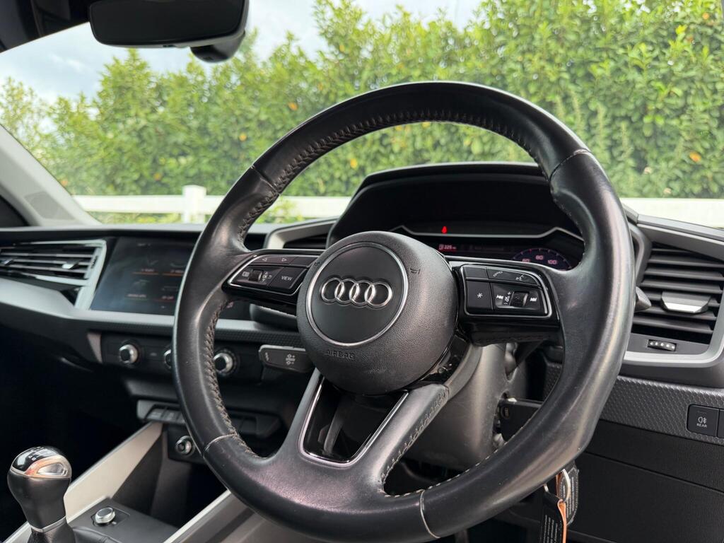 2019 Audi A1 thumbnail 32