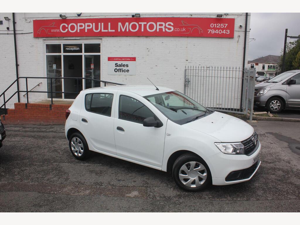 Dacia Sandero Hatchback 1.0 SCe Essential Euro 6 5dr