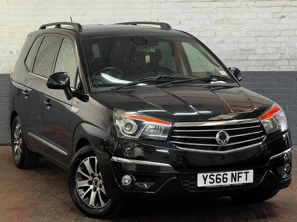 SsangYong Turismo