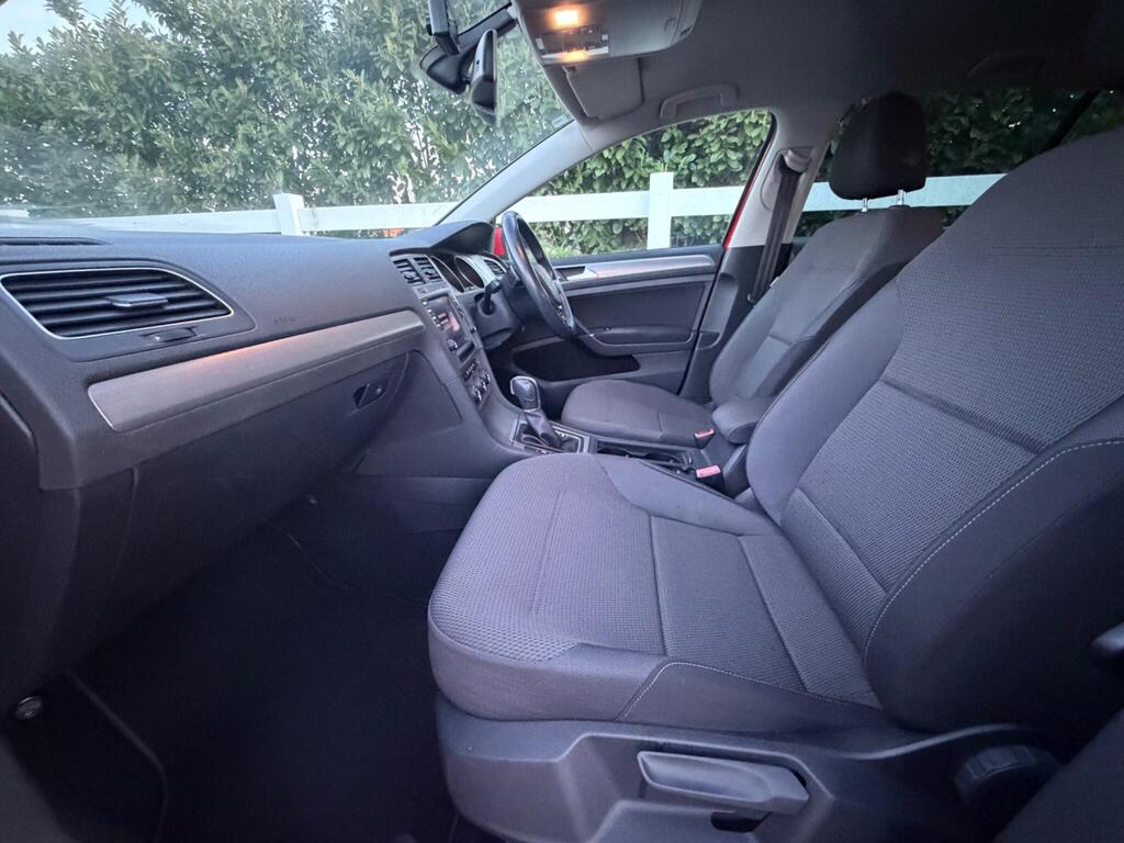 2014 Volkswagen Golf thumbnail 35