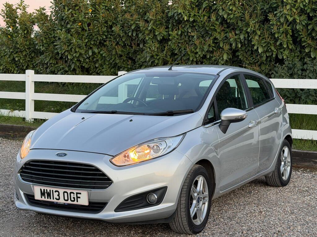 2013 Ford Fiesta thumbnail 8
