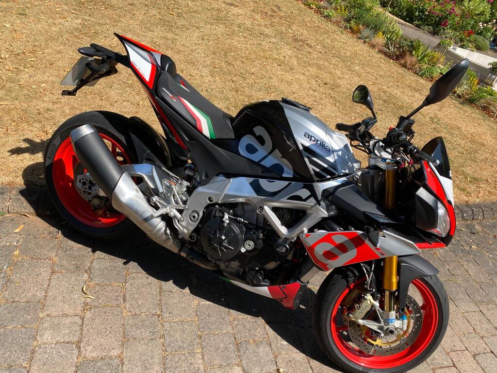 Aprilia Tuono 1100 V4