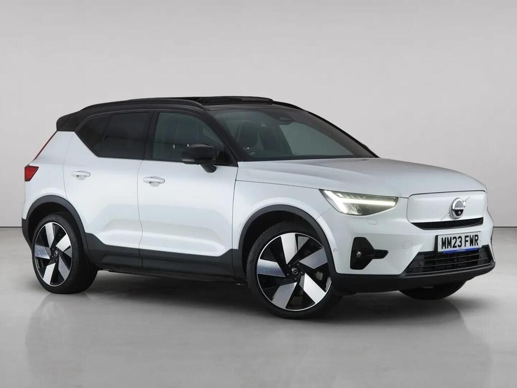 2023 Volvo XC40