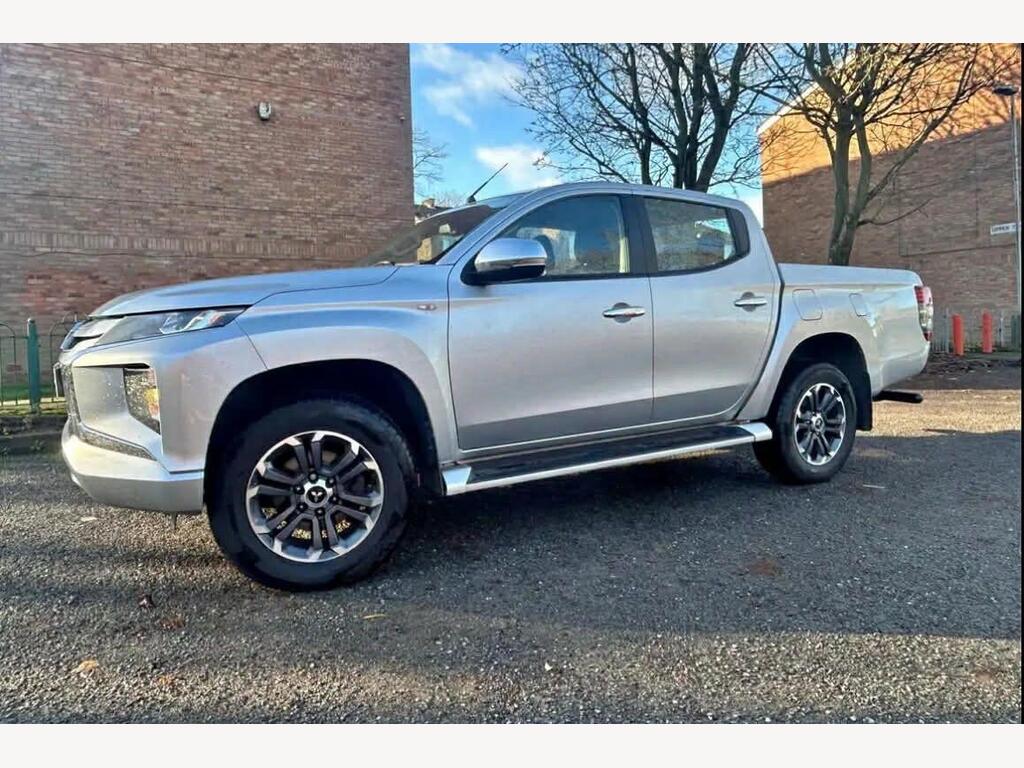 Mitsubishi L200 Pickup 2.2 DI-D DC Trojan 4WD Euro 6 (s/s) 4dr