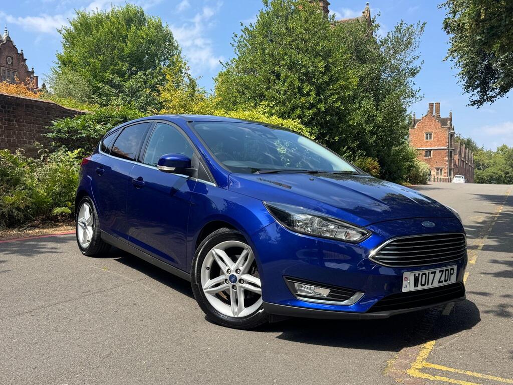 Ford Focus Hatchback 1.0T EcoBoost Titanium Euro 6 (s/s) 5dr