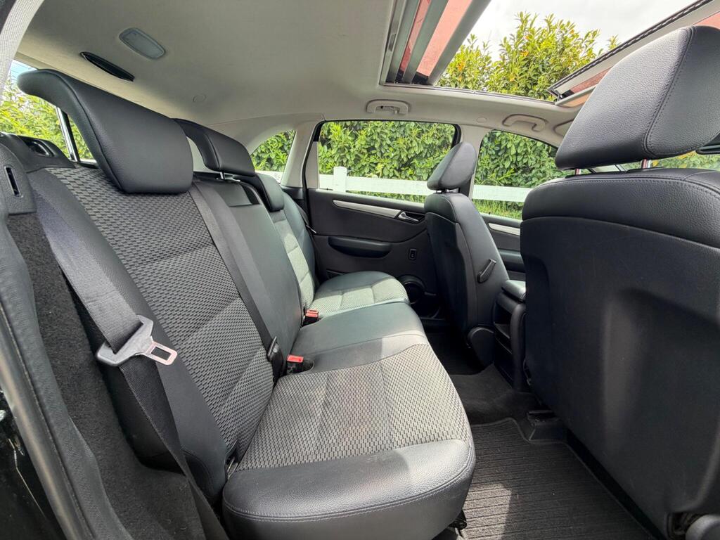 2011 Mercedes-Benz B Class thumbnail 22