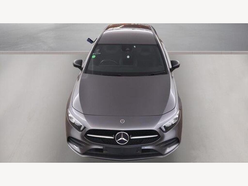 2022 Mercedes-Benz A Class thumbnail 2