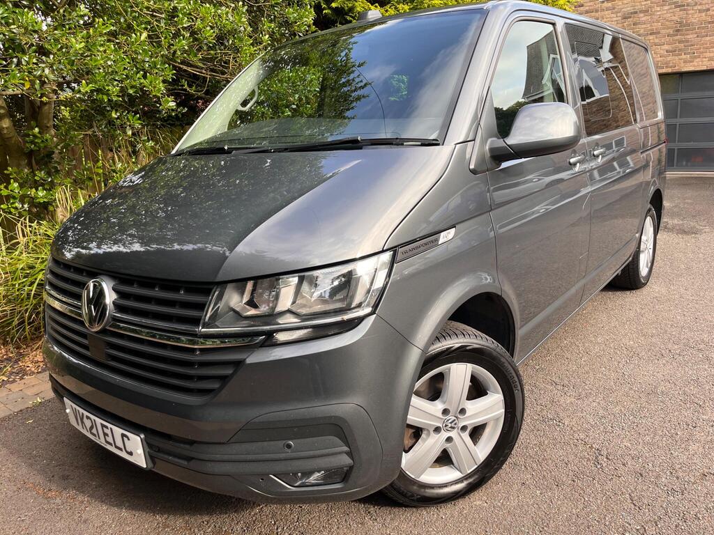 Volkswagen Transporter Combi Van 2.0 TDI T32 Highline Kombi DSG FWD SWB Euro 6 (s/s) 5dr