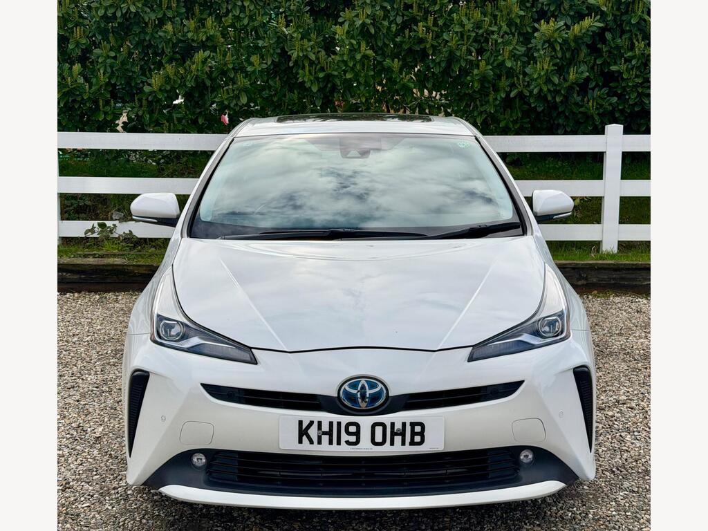 2019 Toyota Prius thumbnail 4