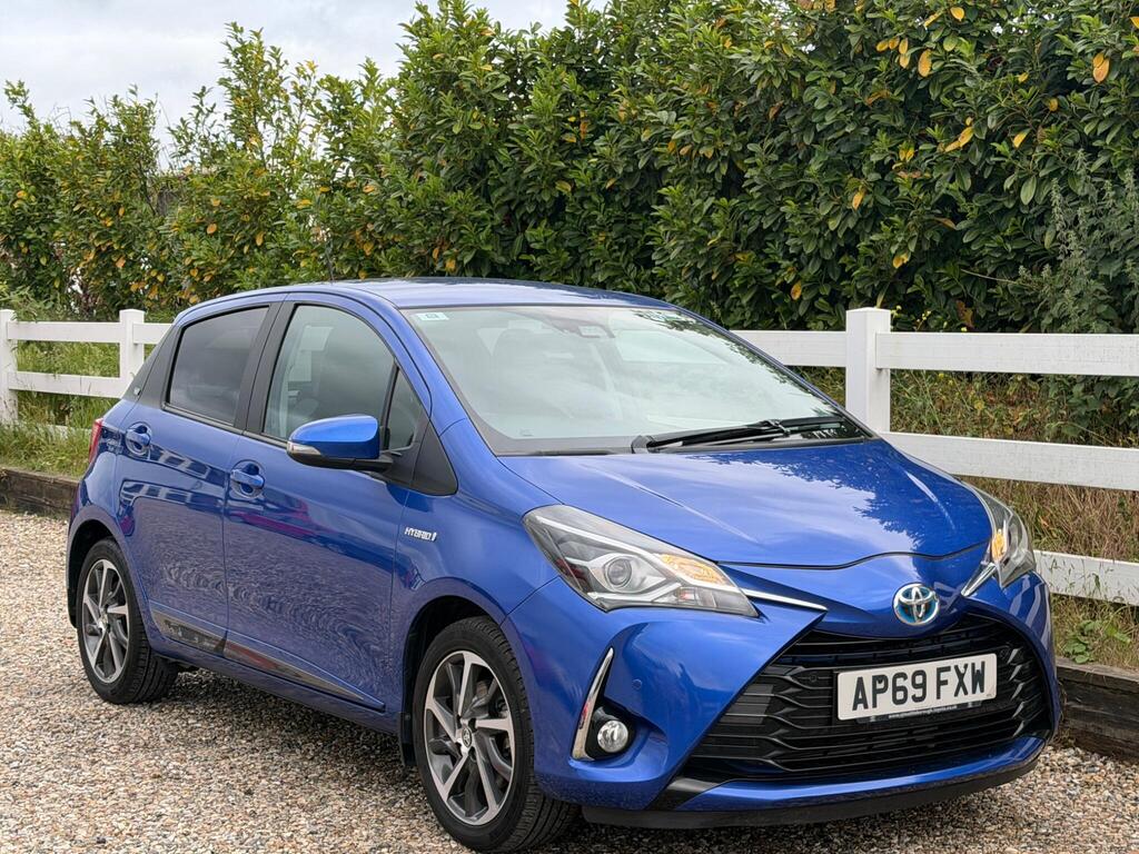 2020 Toyota Yaris thumbnail 7
