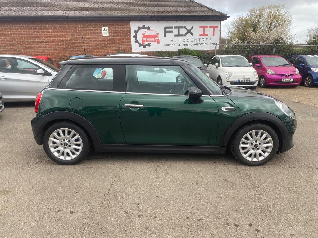 MINI Hatch Hatchback 1.5 Cooper Euro 6 (s/s) 3dr
