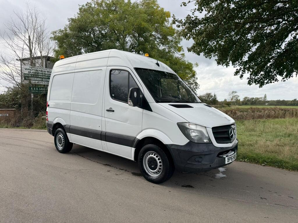 Mercedes-Benz Sprinter Panel Van 2.1 313 CDi RWD L1 H3 4dr