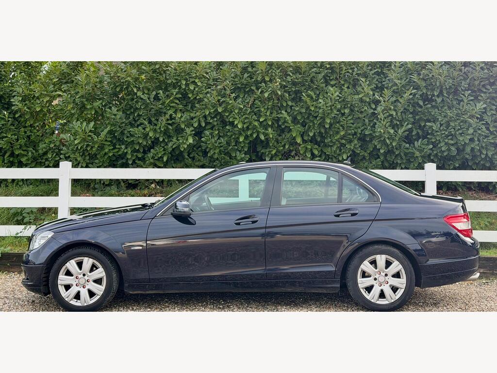 2010 Mercedes-Benz C Class thumbnail 10