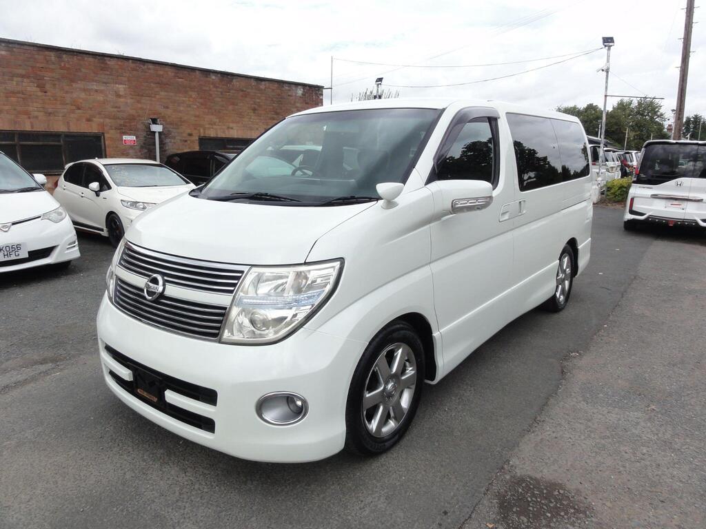 Nissan Elgrand MPV HIGHWAY STAR 2.5 FRESH IMPORT