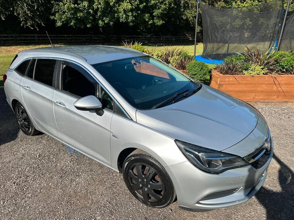 Vauxhall Astra Estate 1.6 CDTi ecoFLEX Design Sports Tourer Euro 6 (s/s) 5dr