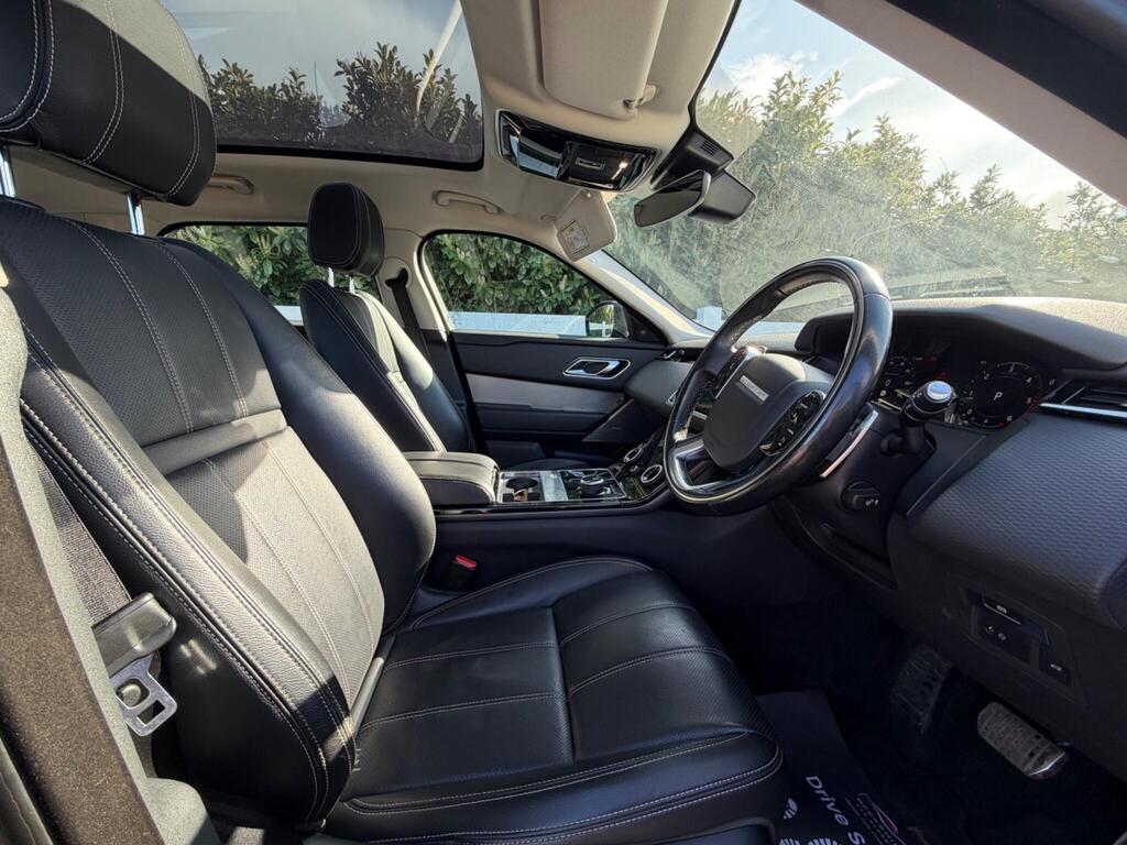 2018 Land Rover Range Rover Velar thumbnail 25