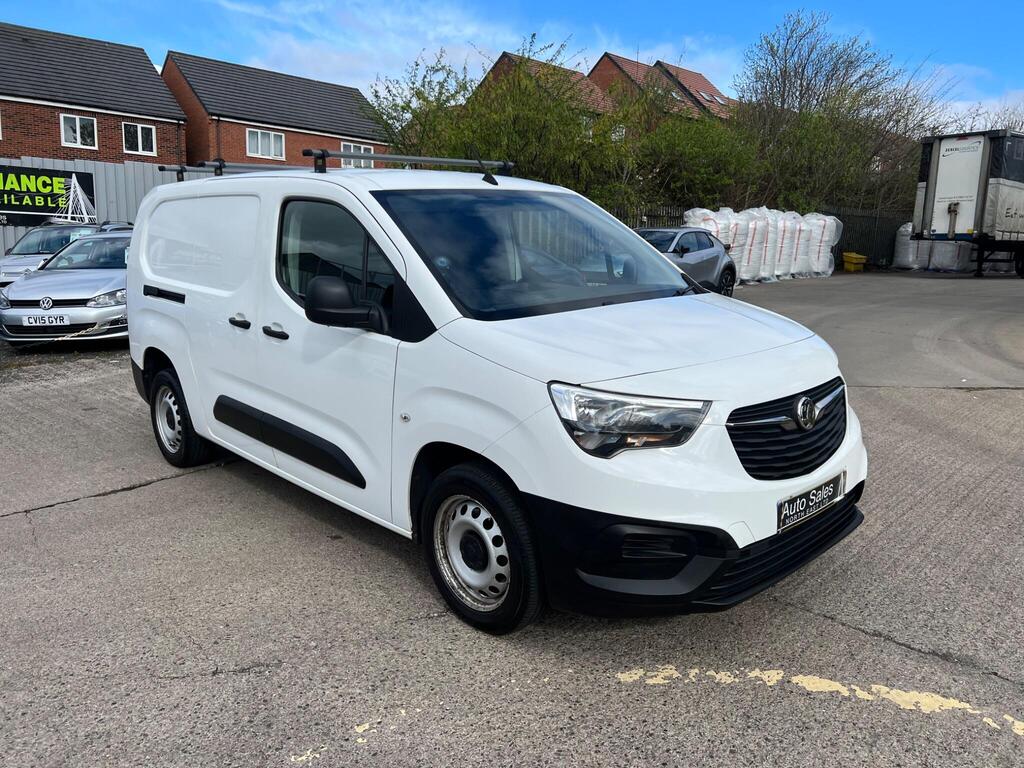 Vauxhall Combo Panel Van 1.5 Turbo D 2300 Dynamic L2 H1 Euro 6 4dr