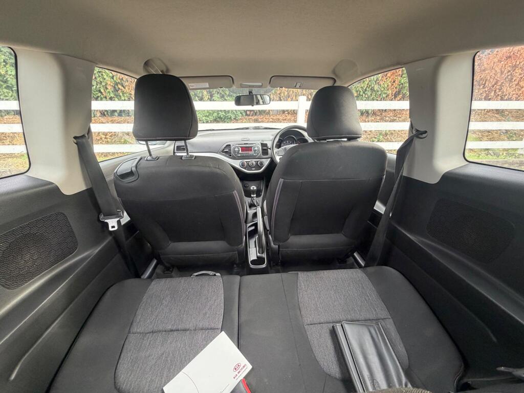 2011 Kia Picanto thumbnail 17