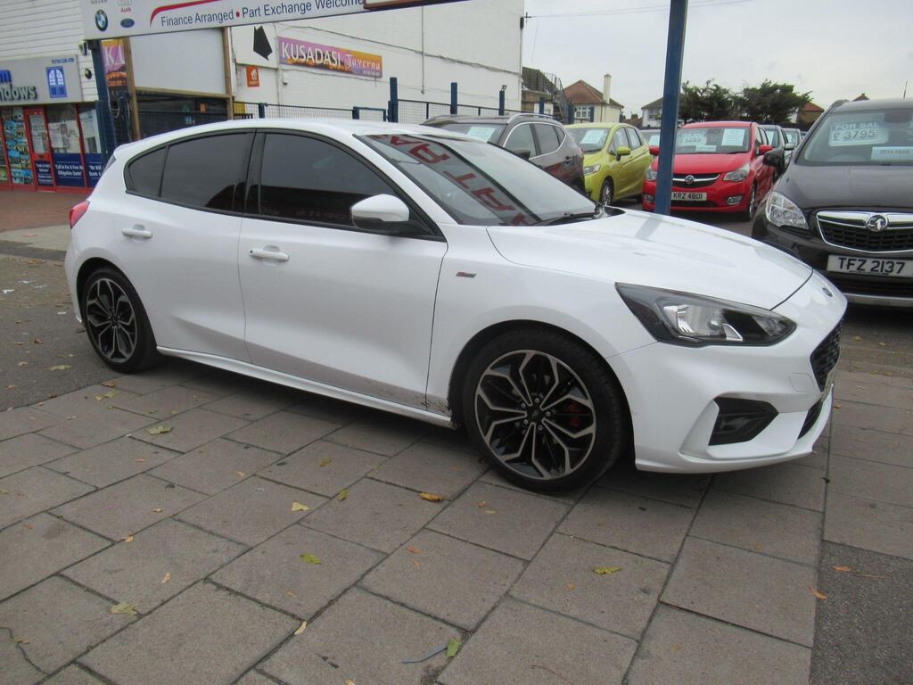 Ford Focus Hatchback 1.0T EcoBoost ST-Line X Euro 6 (s/s) 5dr