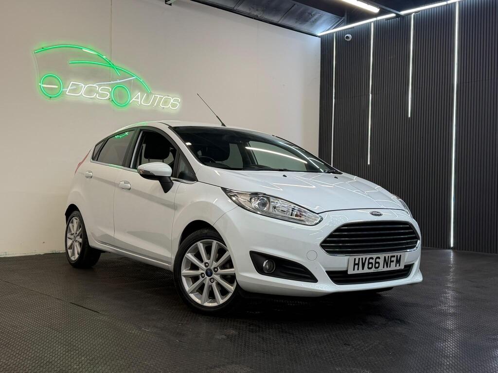 Ford Fiesta Hatchback 1.0T EcoBoost Titanium Euro 6 (s/s) 5dr