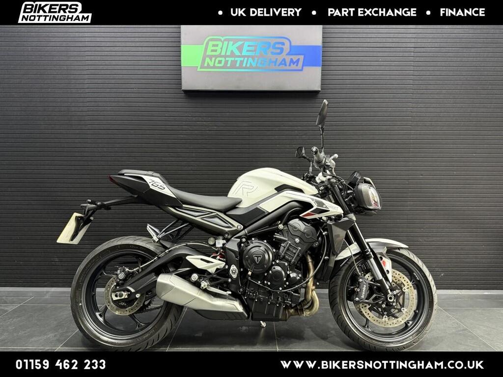 Triumph Street Triple 765