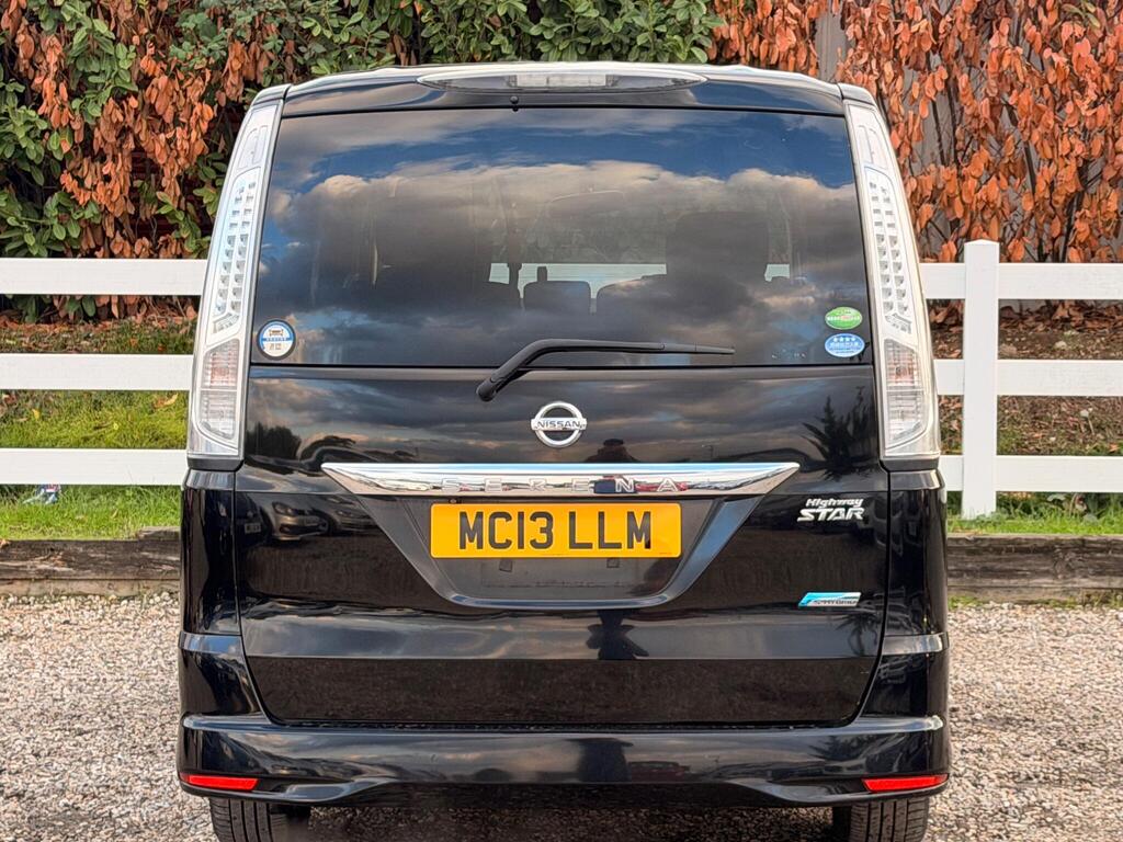 2013 Nissan Serena thumbnail 17