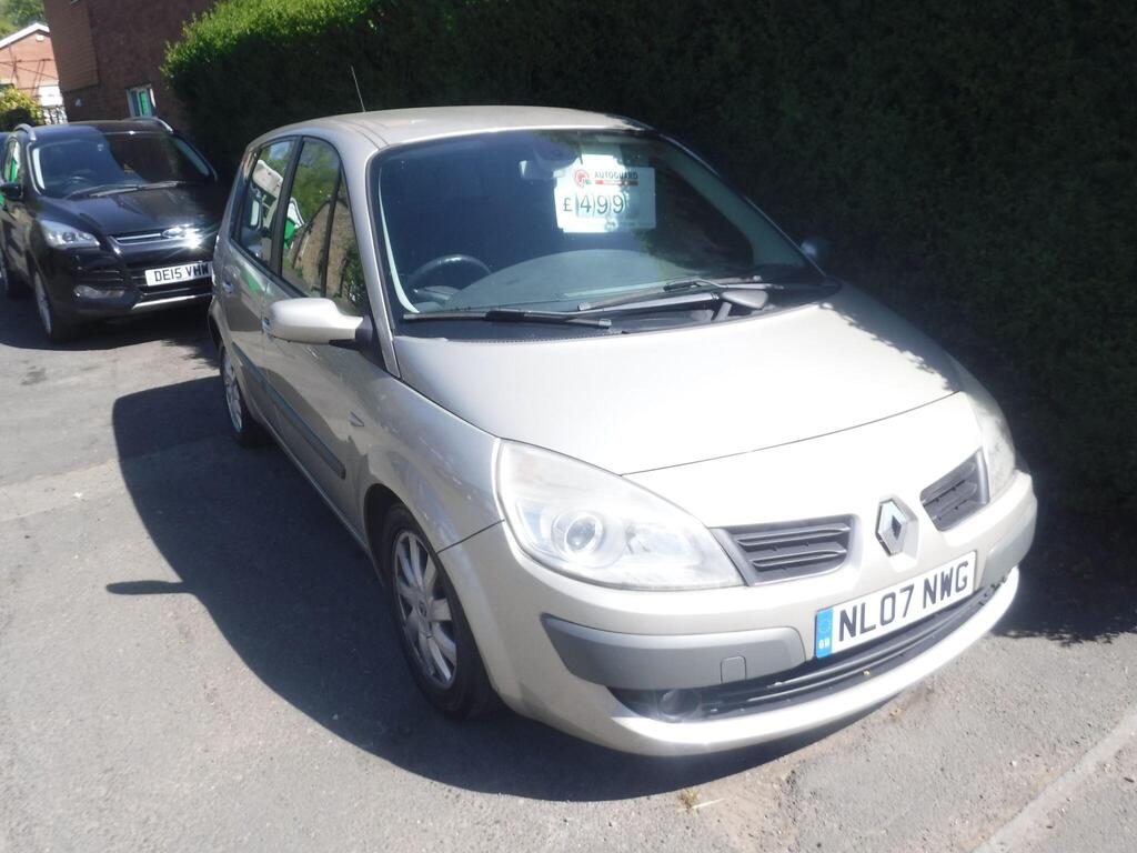 Renault Scenic MPV 1.6 VVT Dynamique 5dr