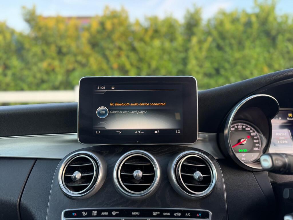 Mercedes-Benz C Class 2.1 C220d AMG Line (Premium Plus) G-Tronic+ Euro 6 (s/s) 2dr thumbnail 18