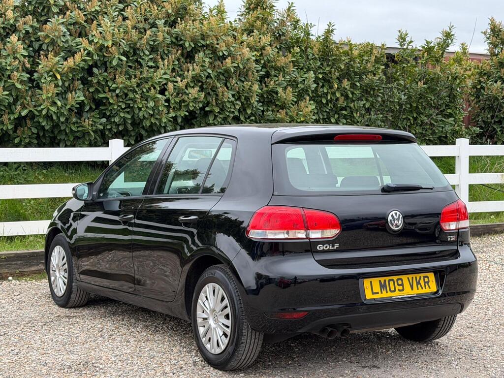2009 Volkswagen Golf thumbnail 9