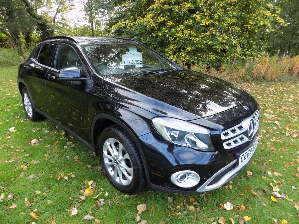Mercedes-Benz GLA SUV 1.6 GLA200 SE (Executive) Euro 6 (s/s) 5dr