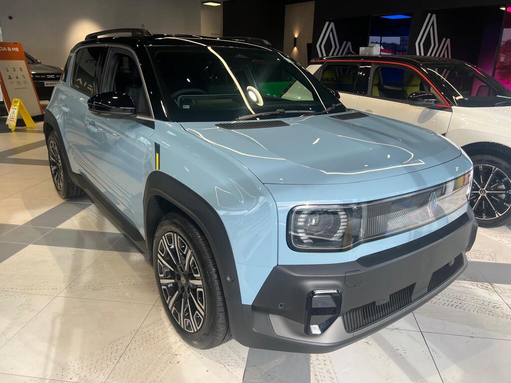 Renault 4 E-Tech electric