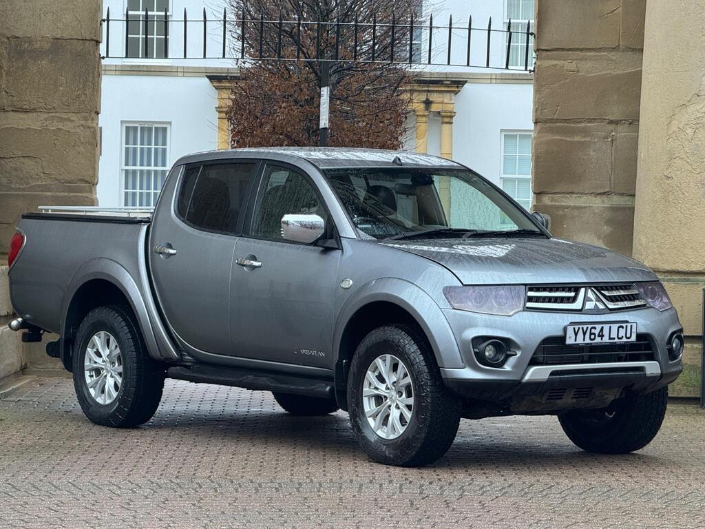 Mitsubishi L200 Pickup 2.5 DI-D Barbarian Auto 4WD Euro 5 4dr (LB)