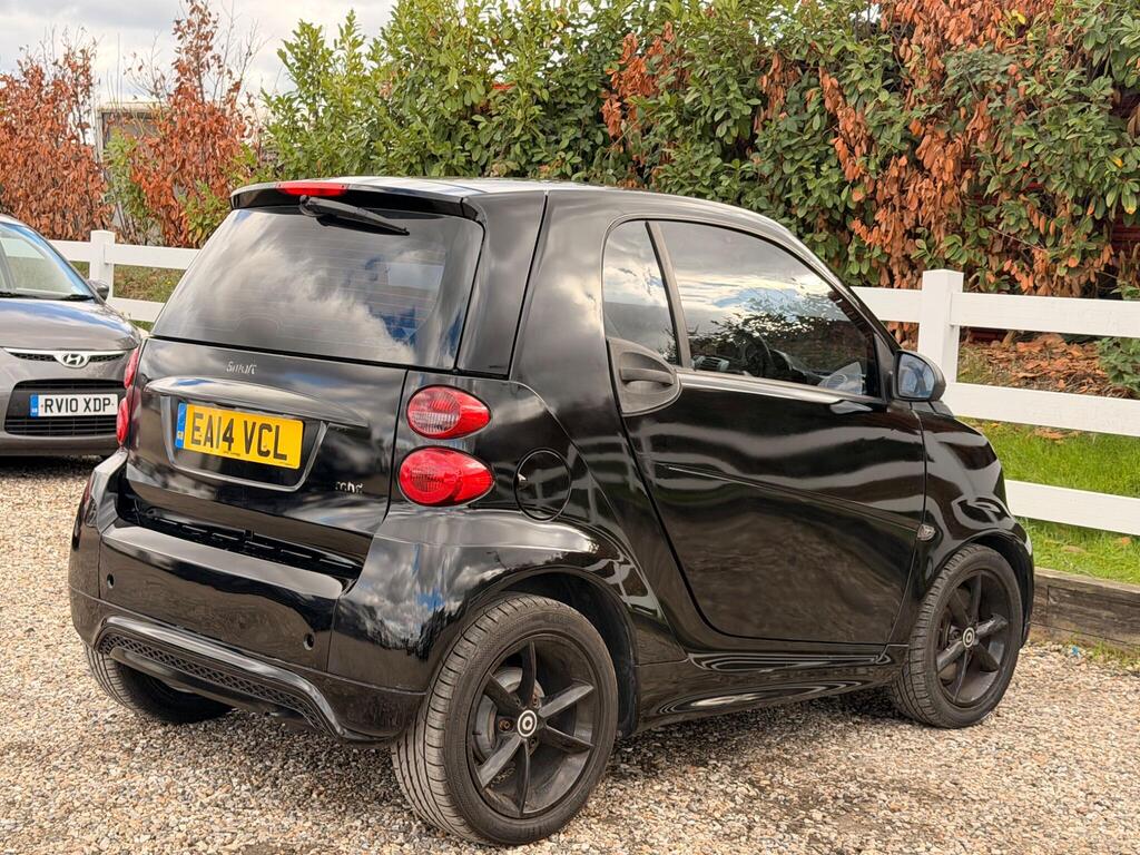 2014 Smart fortwo thumbnail 17