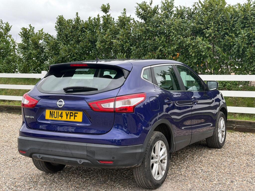 2014 Nissan Qashqai thumbnail 13