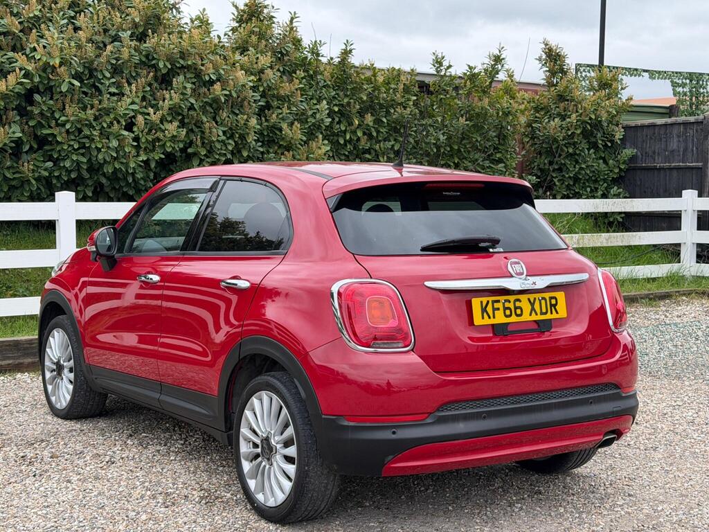 2016 Fiat 500X thumbnail 9