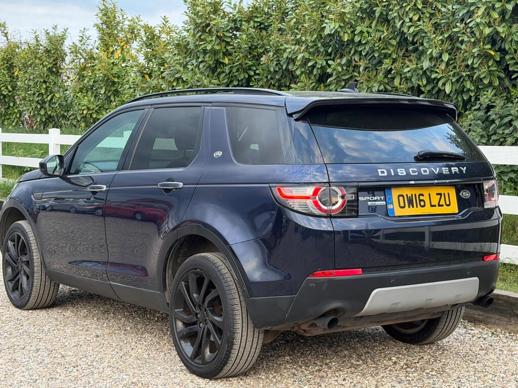 2016 Land Rover Discovery Sport thumbnail 6