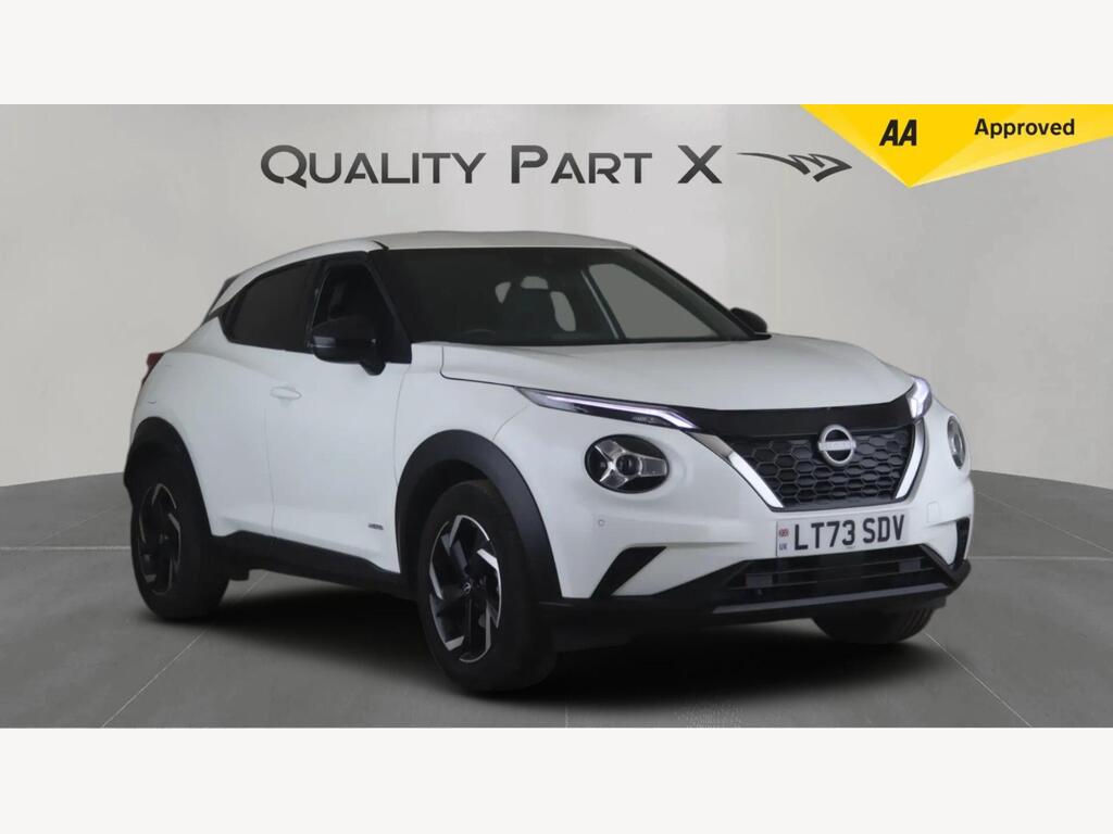 Nissan Juke SUV 1.6 N-Connecta Auto Euro 6 5dr