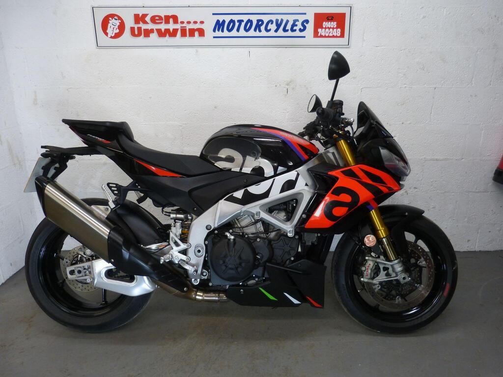 Aprilia Tuono 1100 V4