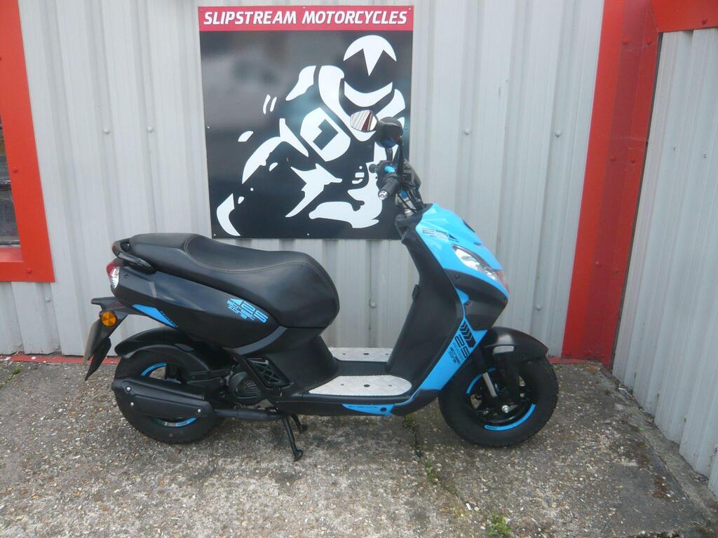 Peugeot Streetzone 50 Moped 50 CVT Euro 5