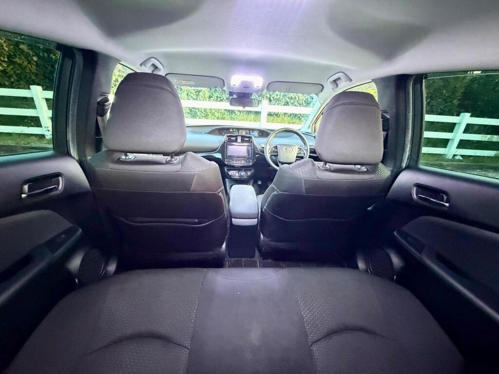 2019 Toyota Prius thumbnail 31