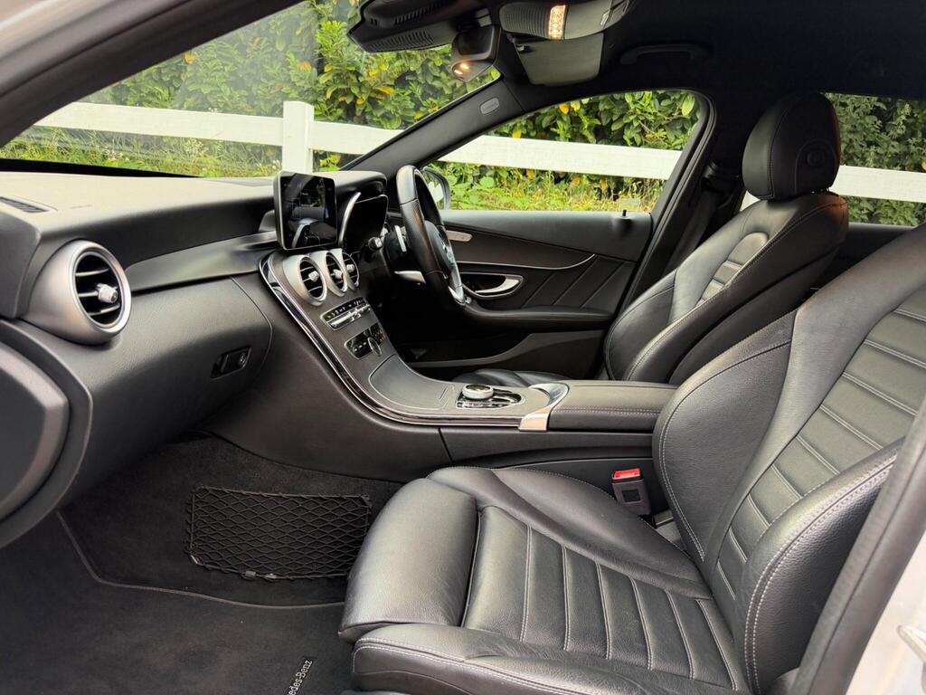 2020 Mercedes-Benz C Class thumbnail 32
