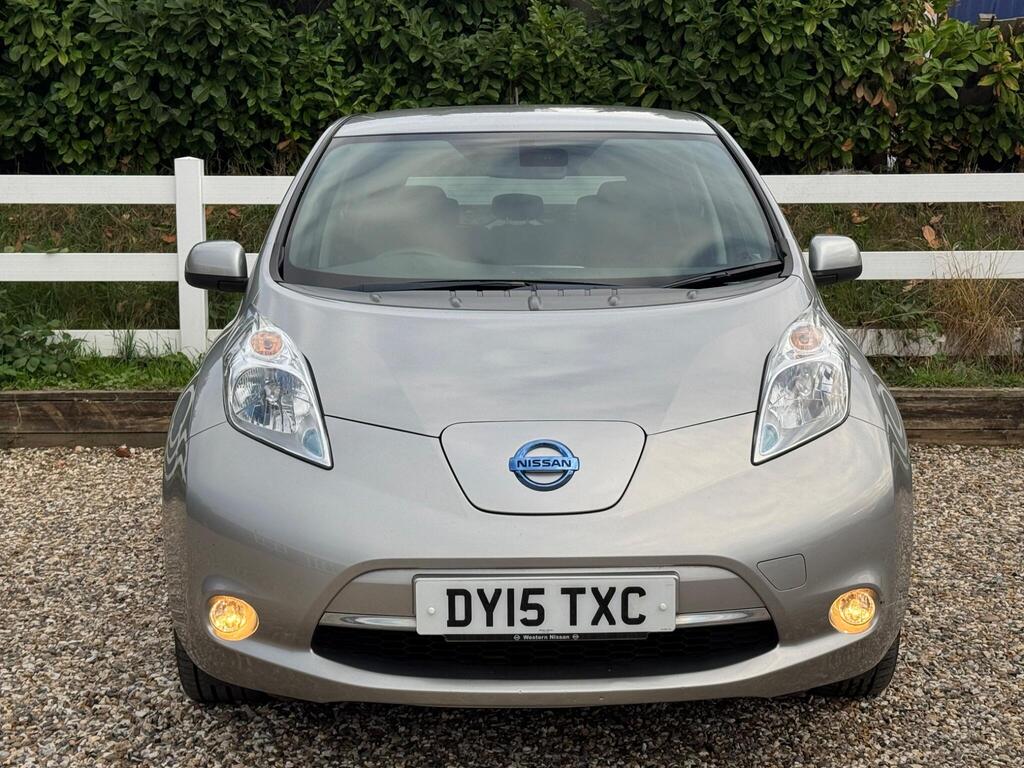 Nissan Leaf 24kWh Acenta Auto 5dr thumbnail 5