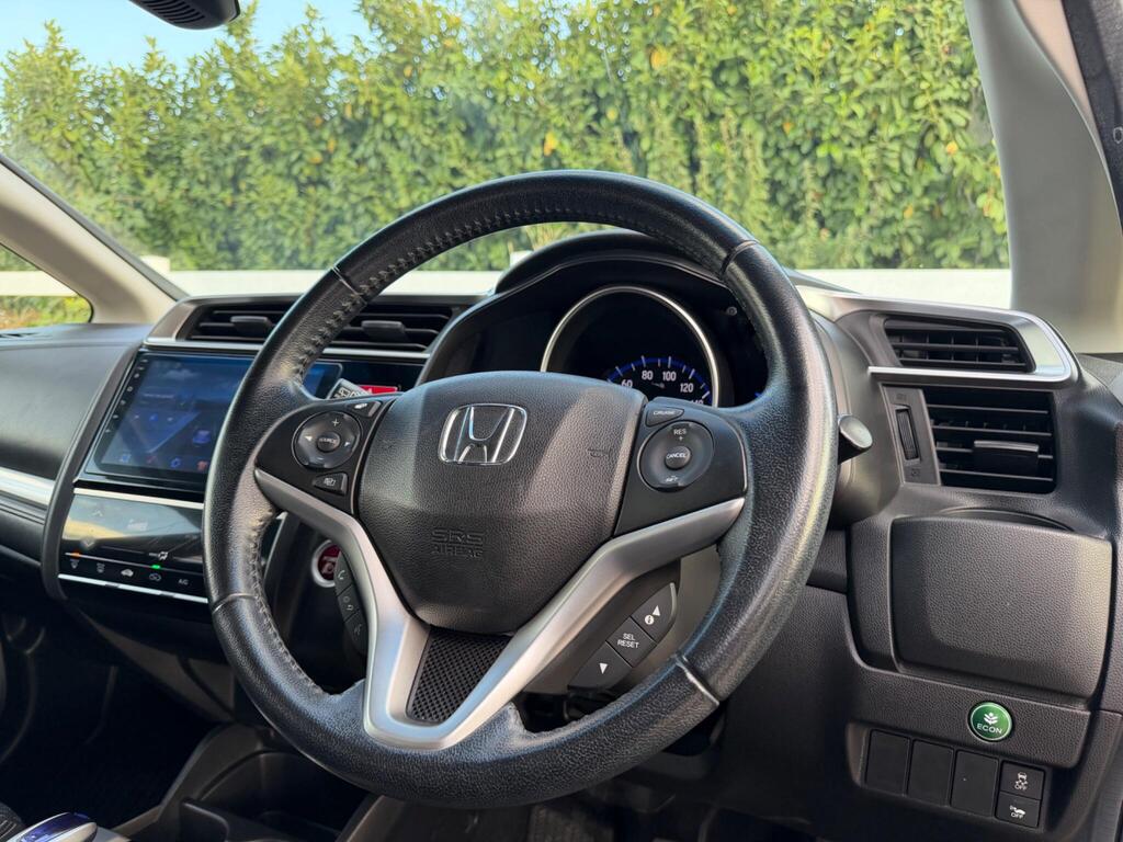 2014 Honda Jazz thumbnail 30