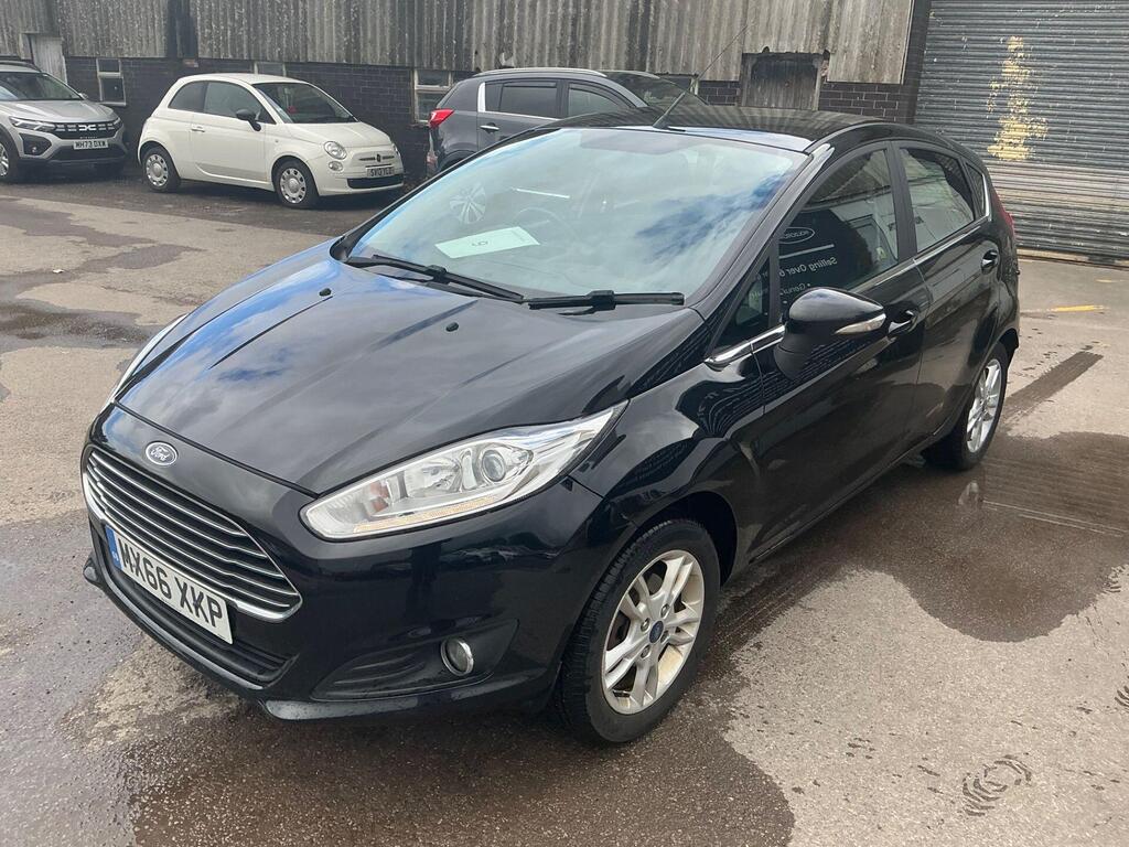 Ford Fiesta Hatchback 1.0T EcoBoost Zetec Euro 6 (s/s) 5dr
