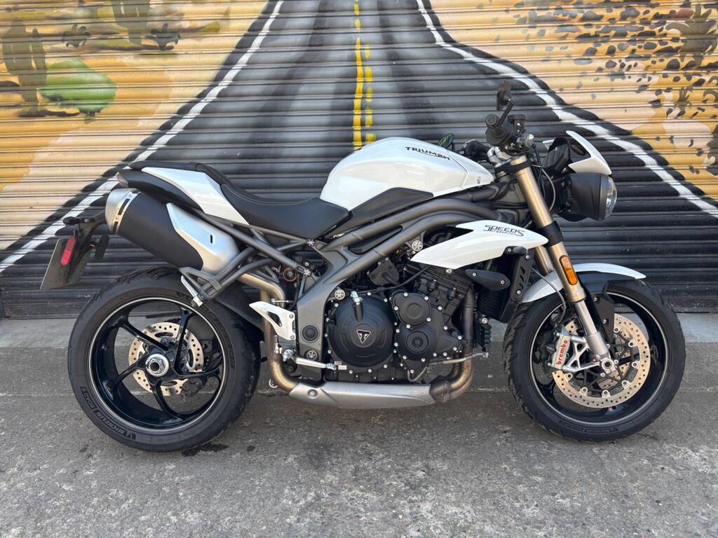 Triumph Speed Triple 1050