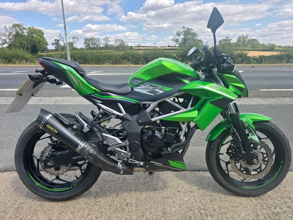 Kawasaki Z125 Naked 125 Supernaked Euro 4