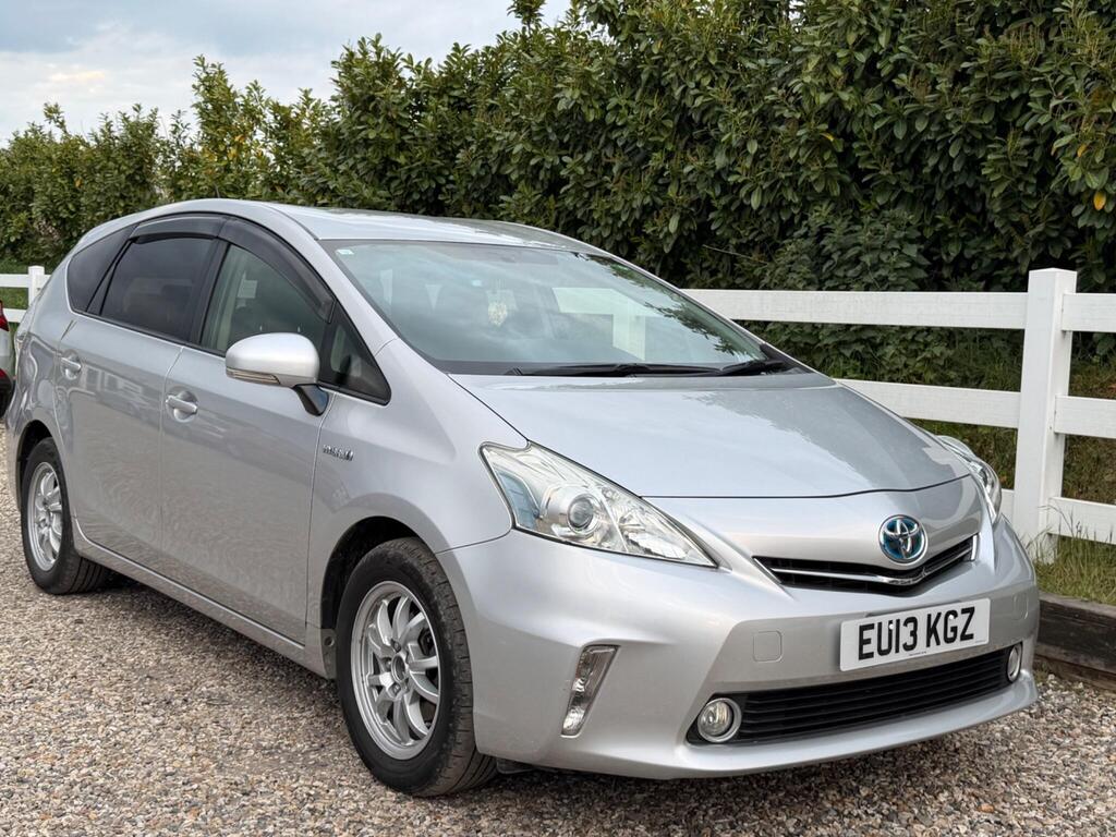 2013 Toyota Prius+ thumbnail 7