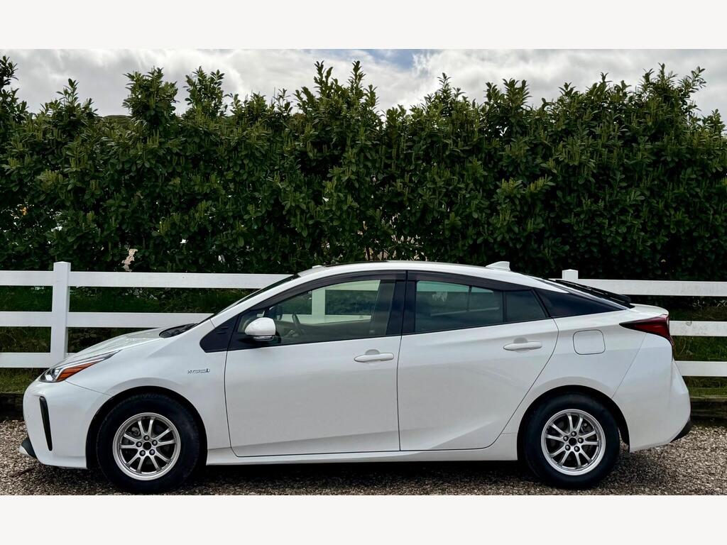2019 Toyota Prius thumbnail 10