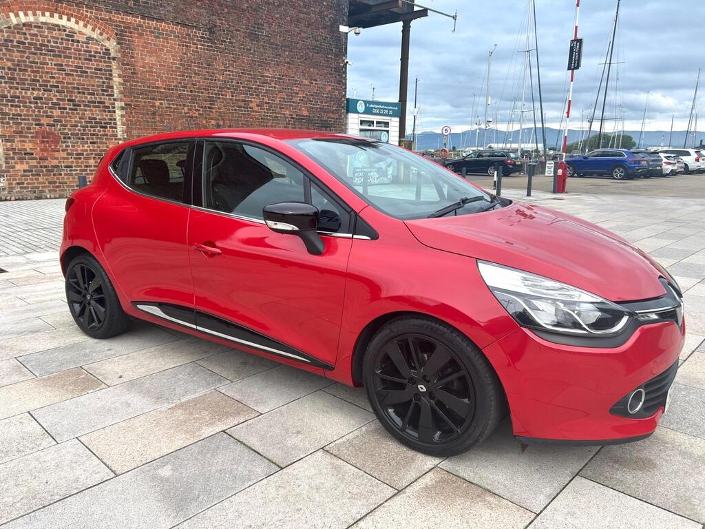 Renault Clio Hatchback 1.5 dCi Dynamique S MediaNav Euro 5 (s/s) 5dr